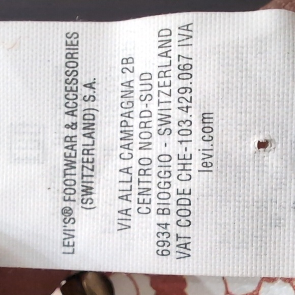 NWT,Levi's Brown/ White Floral Reversible Belt with Metallic Gold Buckle,XL. - Picture 11 of 12